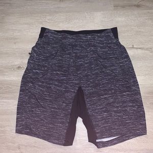 Lululemon Mens Small Shorts, inseam 7”